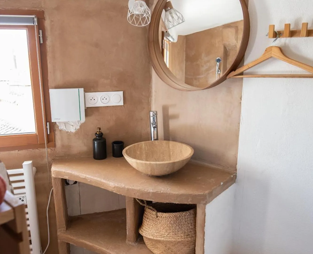 Appartement Le Ciel Du Palais - Intramuros - 2 Ch - Wifi Avignon