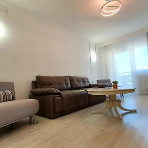 central-downtown-unirii-apartment.bucharesthotelsnow.com/