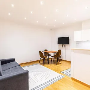 guestready-lovely-ian-apartment-for-4pax.fr-paris.fr/